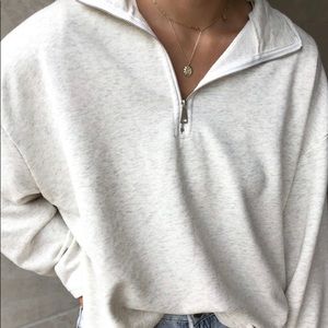 Quarter zip/ sweatshirt/ sweater